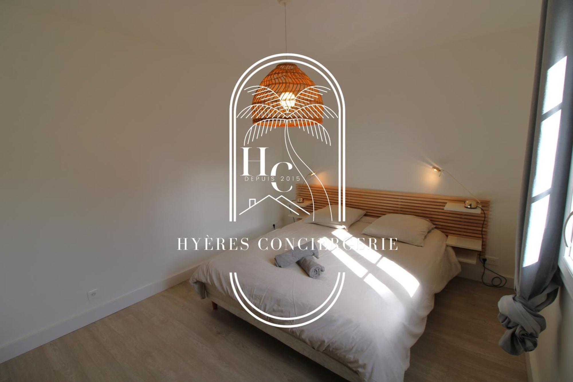 Duplex Au Coeur Du Port D'Hyeres- Plages Parking By Hc Zewnętrze zdjęcie