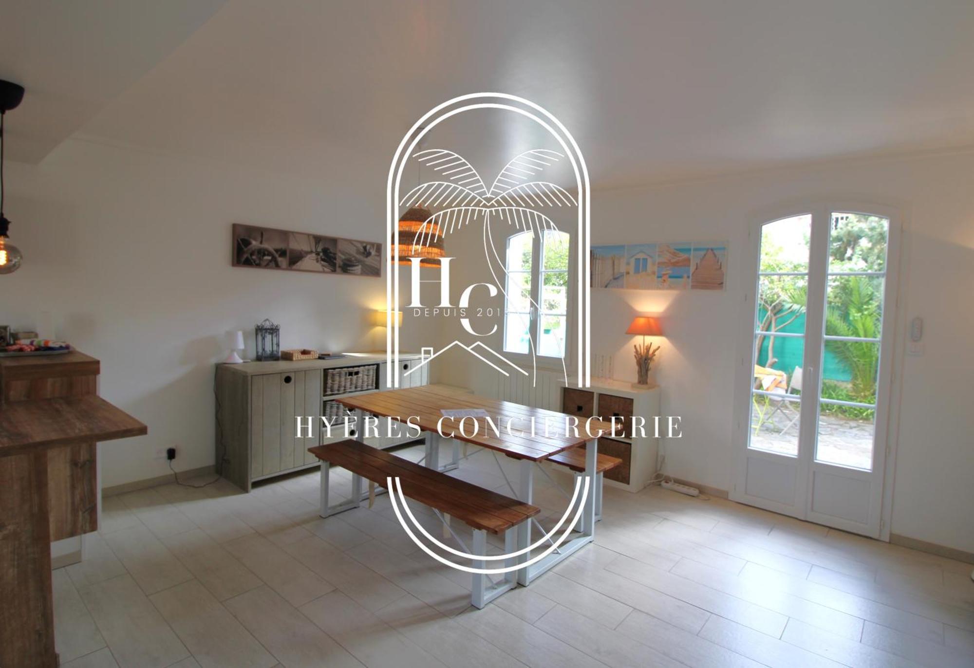Duplex Au Coeur Du Port D'Hyeres- Plages Parking By Hc Zewnętrze zdjęcie